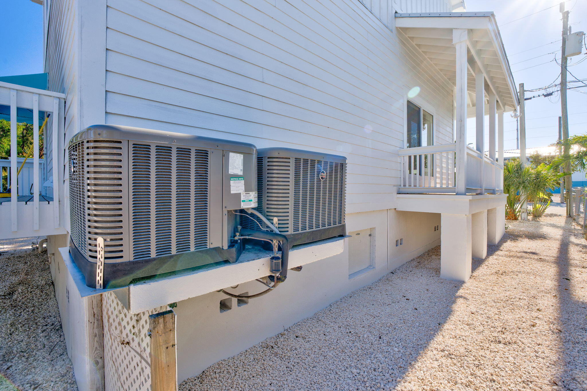 718 Largo Road Key Largo, FL 33037 - Photo 7 of 50 41-web-or-mls-718 Largo Rd- High Exposur