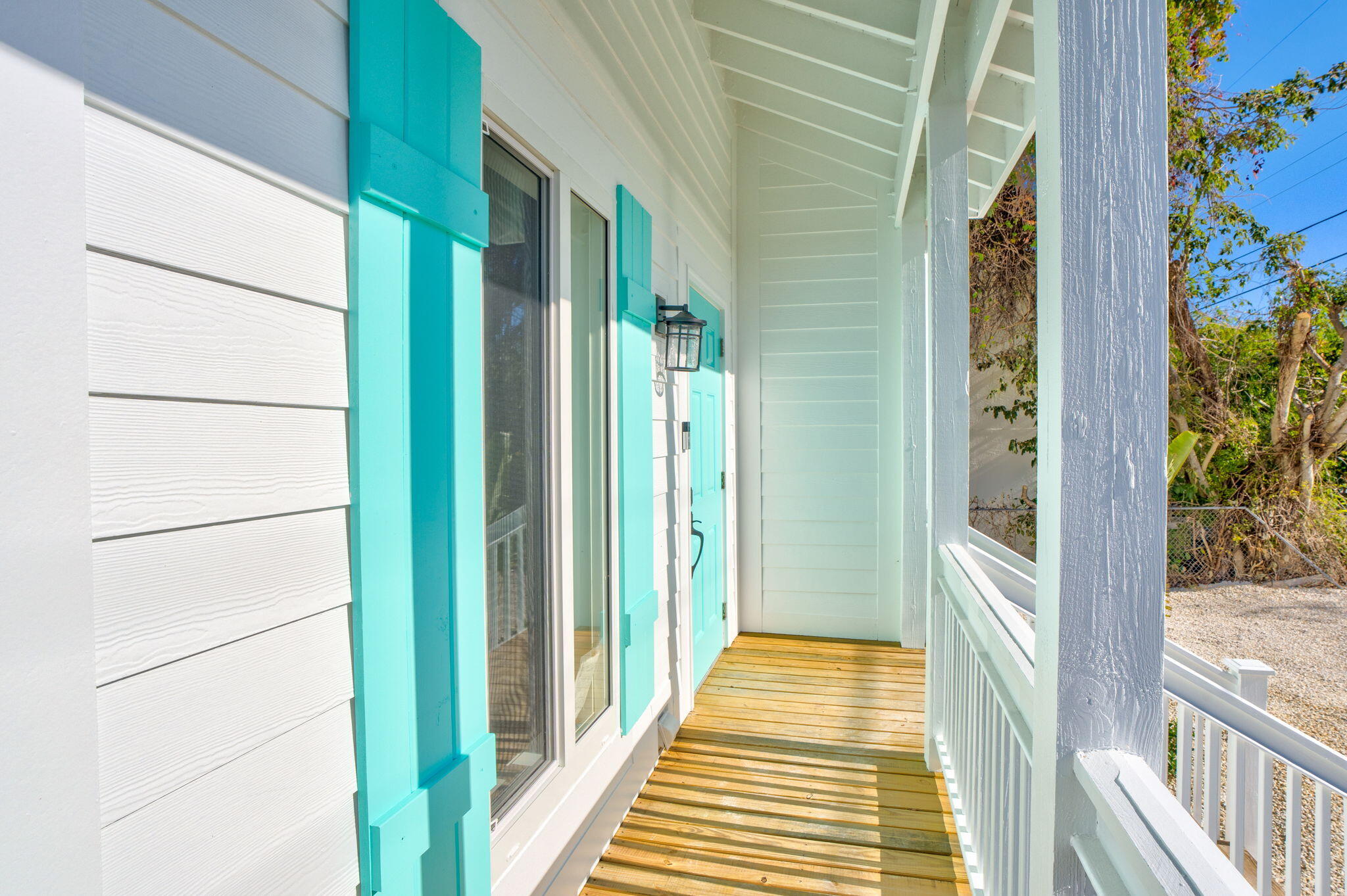 718 Largo Road Key Largo, FL 33037 - Photo 8 of 50 43-web-or-mls-718 Largo Rd- High Exposur