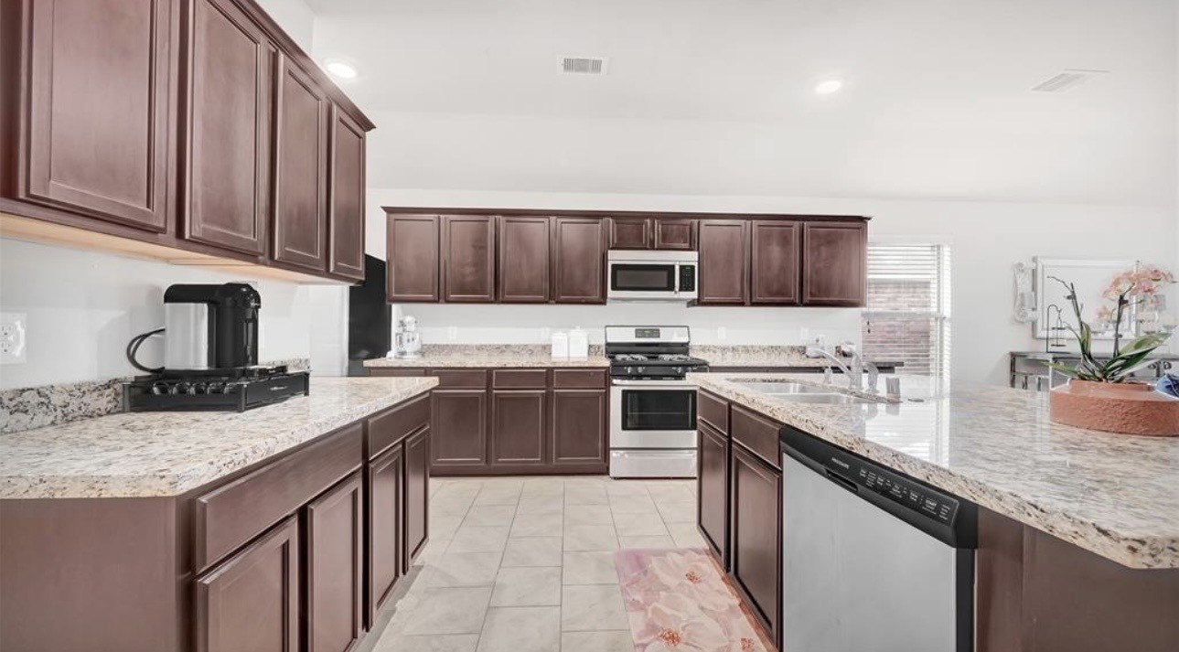 23434 Dukes Run Drive Spring, TX 77373 - Photo 5 of 13