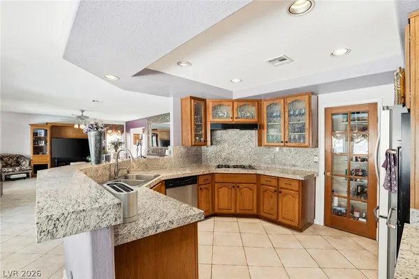 $689,000 | 820 Lauren Patt Court, Henderson, NV 89014