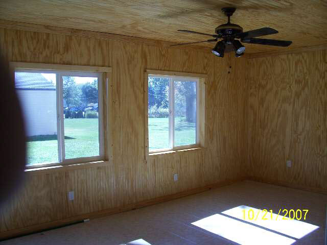 4801 West Petty Road Muncie, IN 47304 - Photo 5 of 9 Gallery Image 5