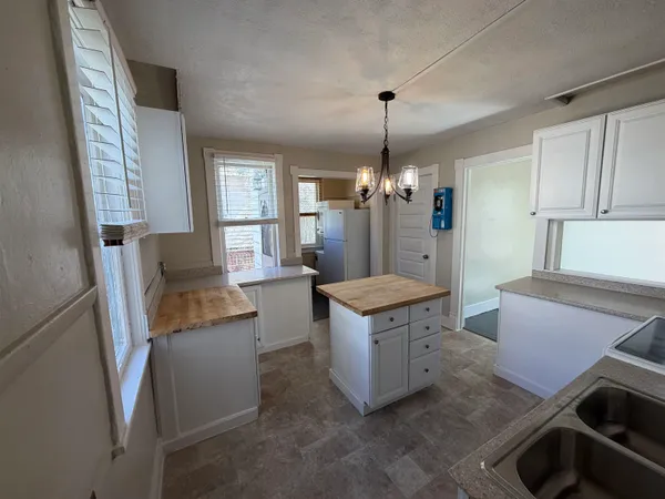 $175,000 | 260 West Railroad Avenue, Green River, WY 82935