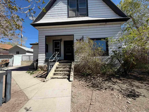 $175,000 | 260 West Railroad Avenue, Green River, WY 82935