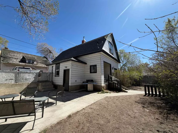$175,000 | 260 West Railroad Avenue, Green River, WY 82935
