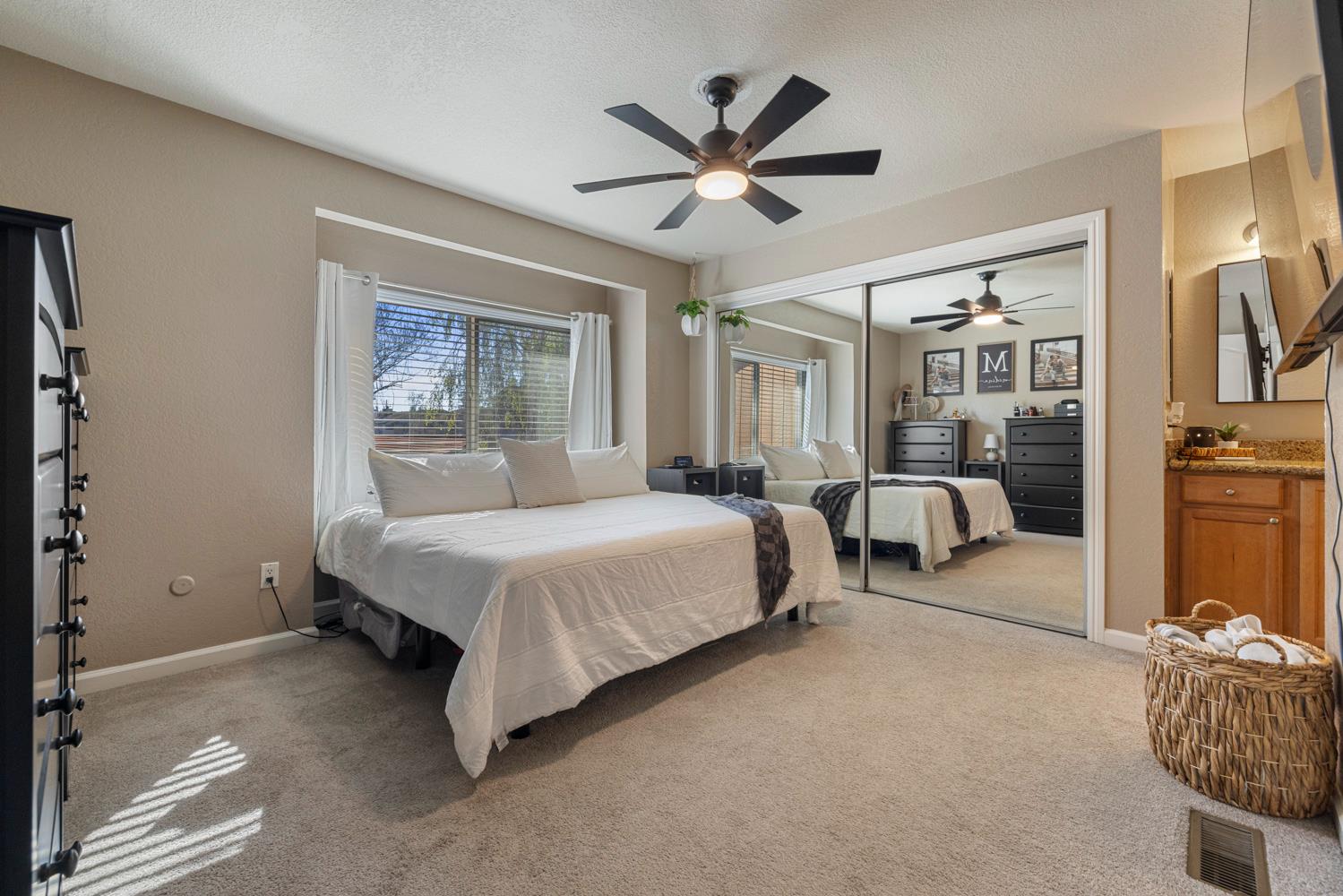 4020 Elmo Loop, Unit C Modesto, CA 95356 - Photo 21 of 41