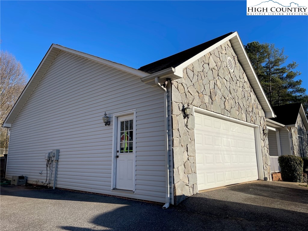 3490 Section House Road Hickory, NC 28601 - Photo 4 of 39 a view of a house with a large window
