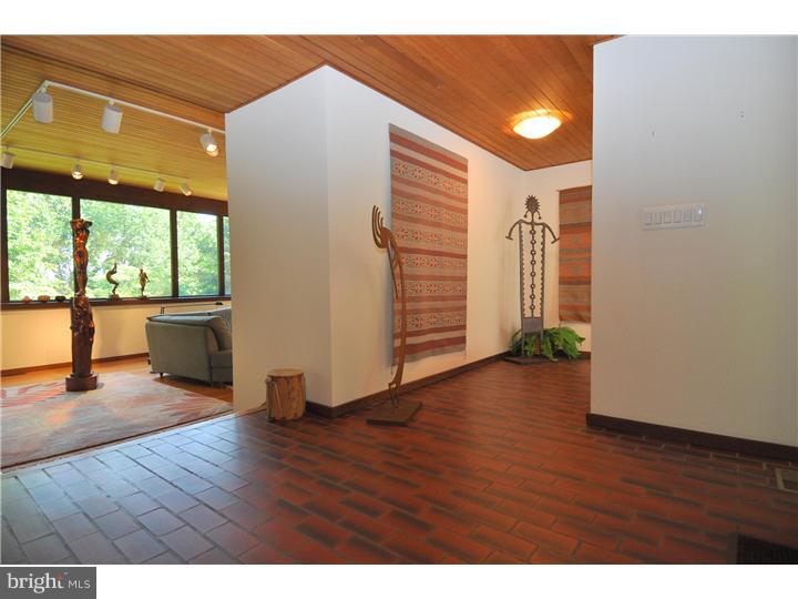 2095 Diamond Rock Road Malvern, PA 19355 - Photo 3 of 21 Gallery Image 3