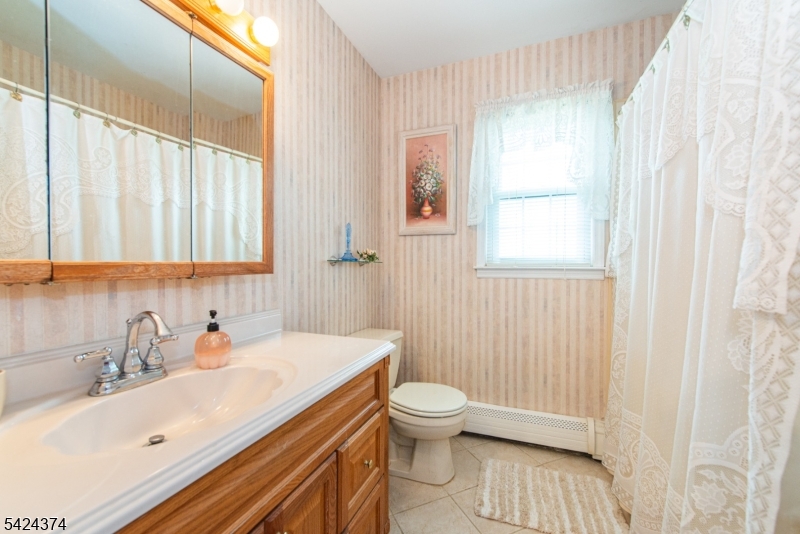 30 Clearfield Road Succasunna, NJ 07876 - Photo 25 of 35