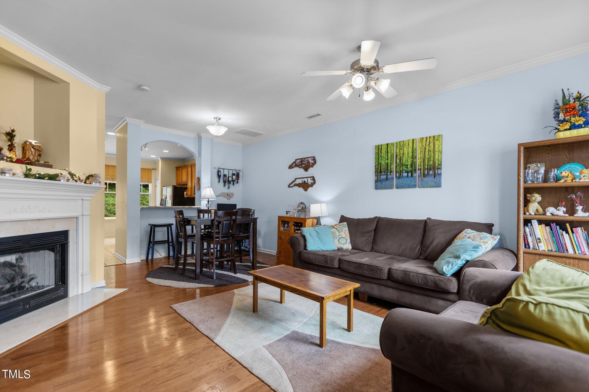 Living Room2