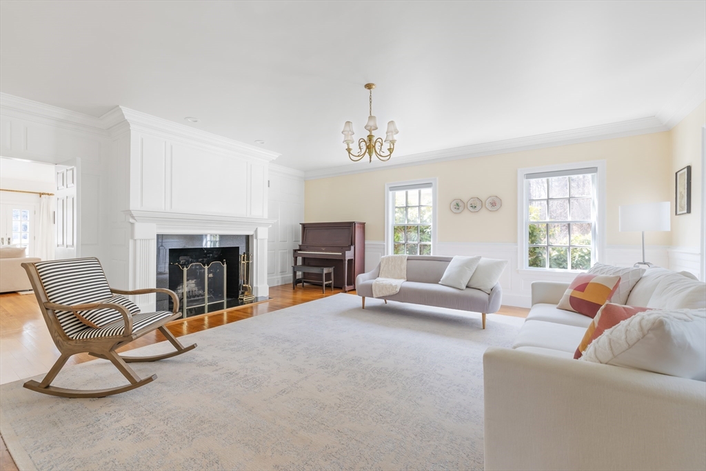 75 Washington Street Sherborn, MA 01770 - Photo 4 of 42