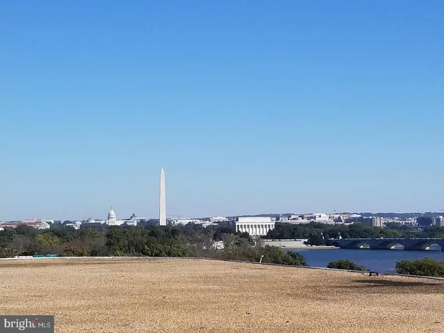 $2,250 | 1011 Arlington Boulevard, Unit 442, Arlington, VA 22209