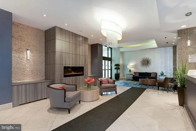 $2,250 | 1011 Arlington Boulevard, Unit 442, Arlington, VA 22209