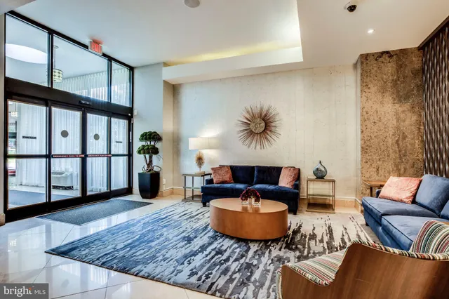 $2,250 | 1011 Arlington Boulevard, Unit 442, Arlington, VA 22209