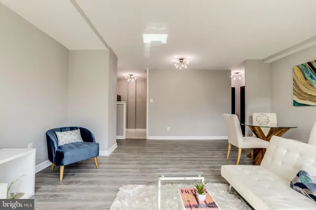 $2,350 | 1011 Arlington Boulevard, Unit 442, Arlington, VA 22209