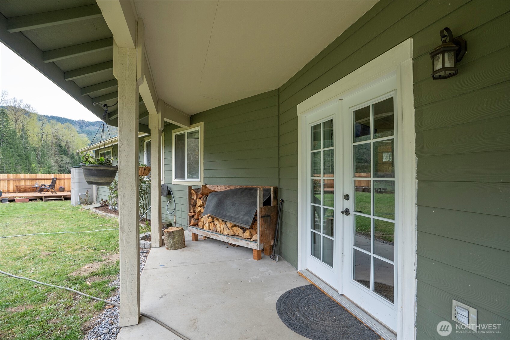 20108 Highway 706 Elbe, WA 98330 - Photo 30 of 37 a view of outdoor space and deck