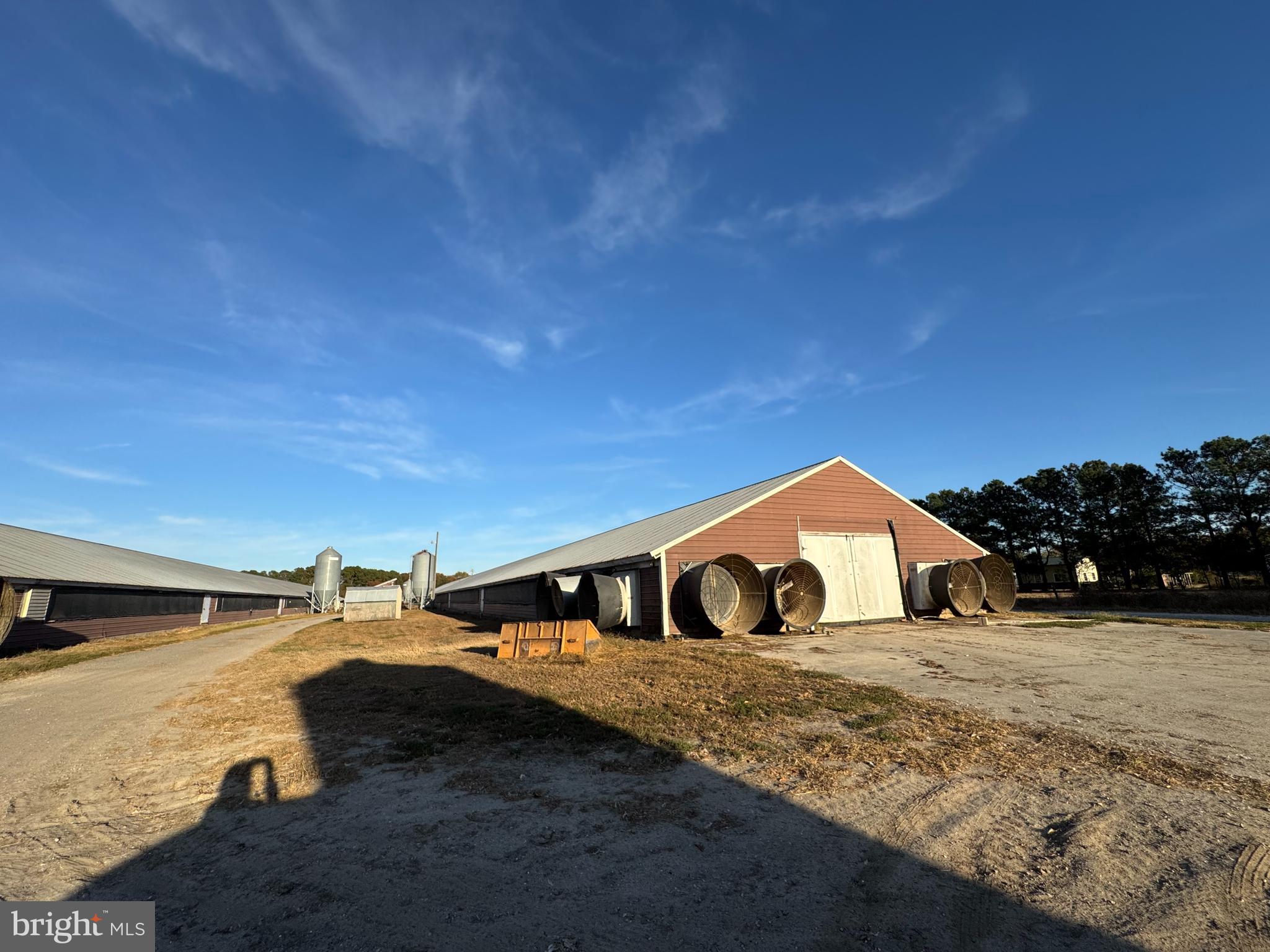 31568 Mt Pleasant Road Laurel, DE 19956 - Photo 3 of 30 a view of a outdoor space with car parked