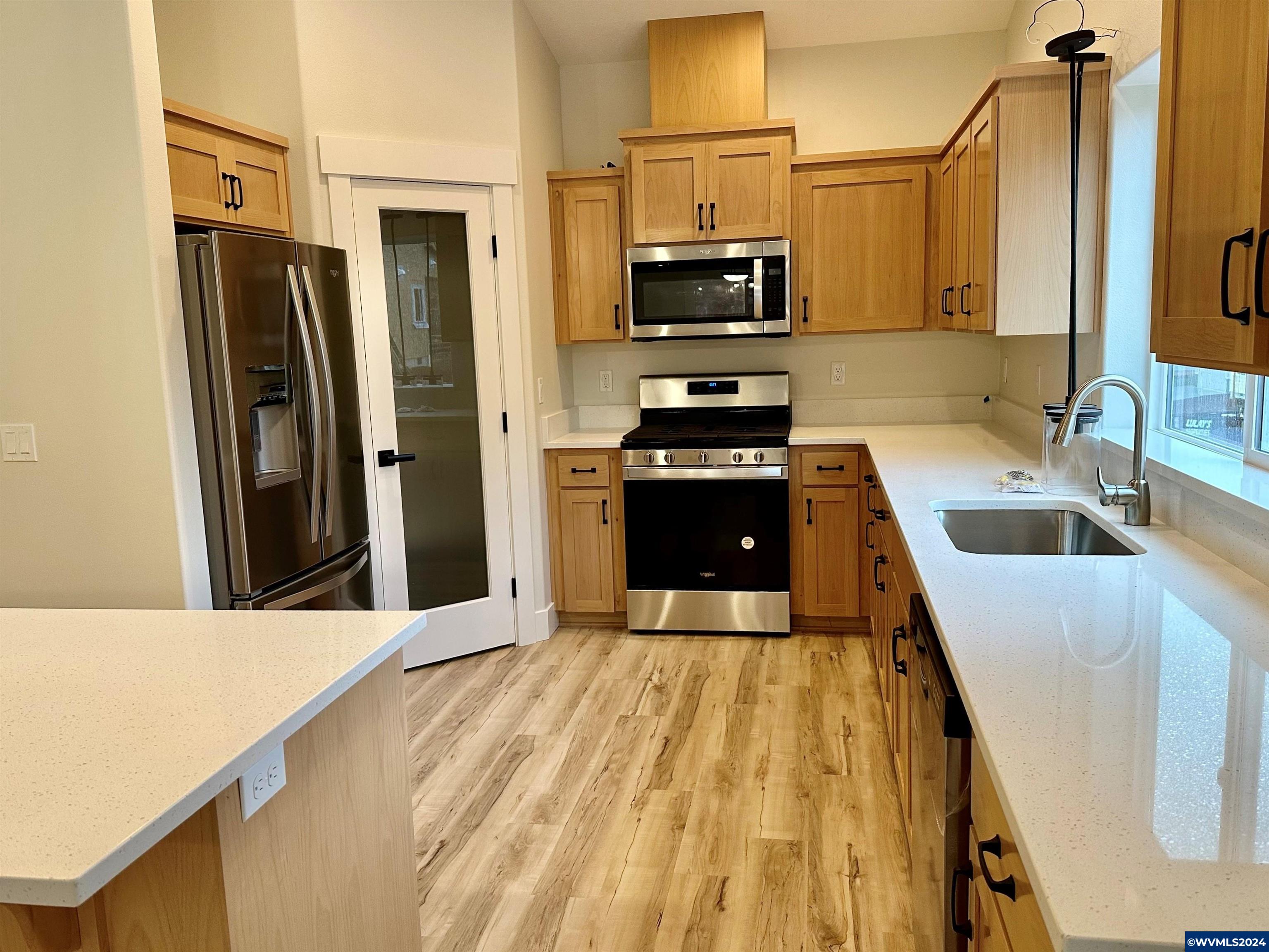 5603 Jeremy Vly Road Southeast Salem, OR 97306 - Photo 3 of 15