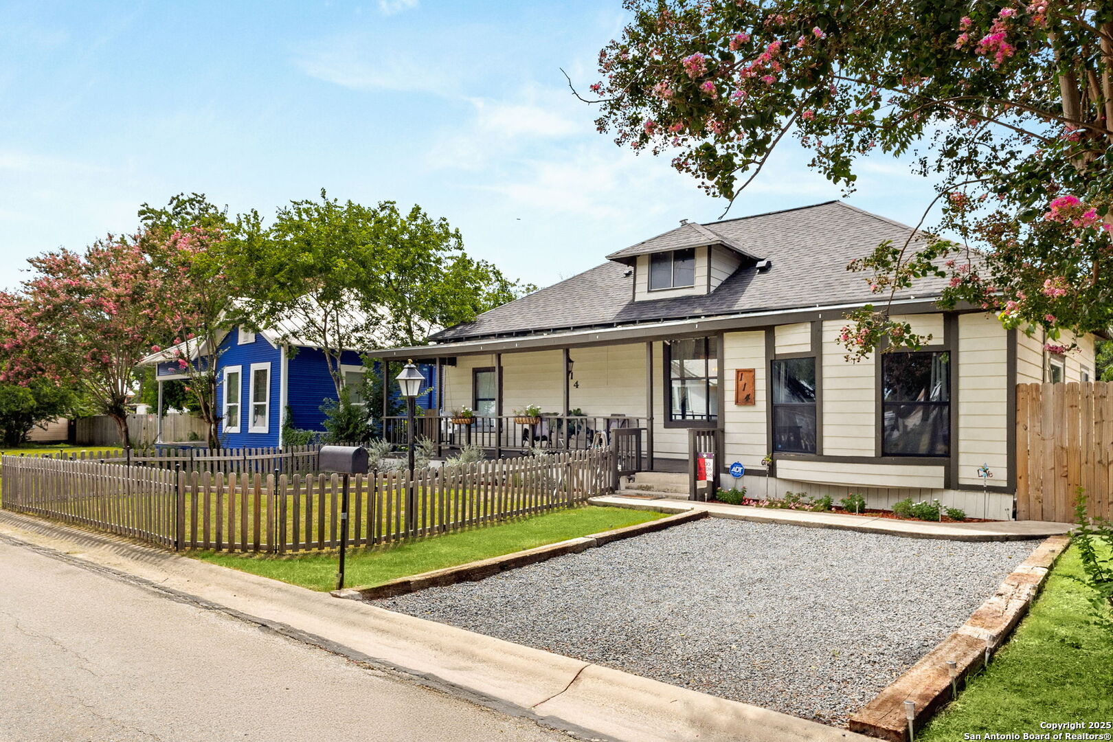 114 Avenue B Converse, TX 78109 - Photo 4 of 26 front view of a house with a porch