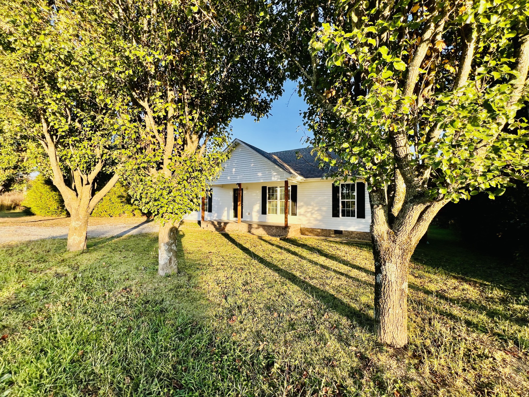 60 Myrick Road Flintville, TN 37335 - Photo 32 of 32 a front view of a house with garden