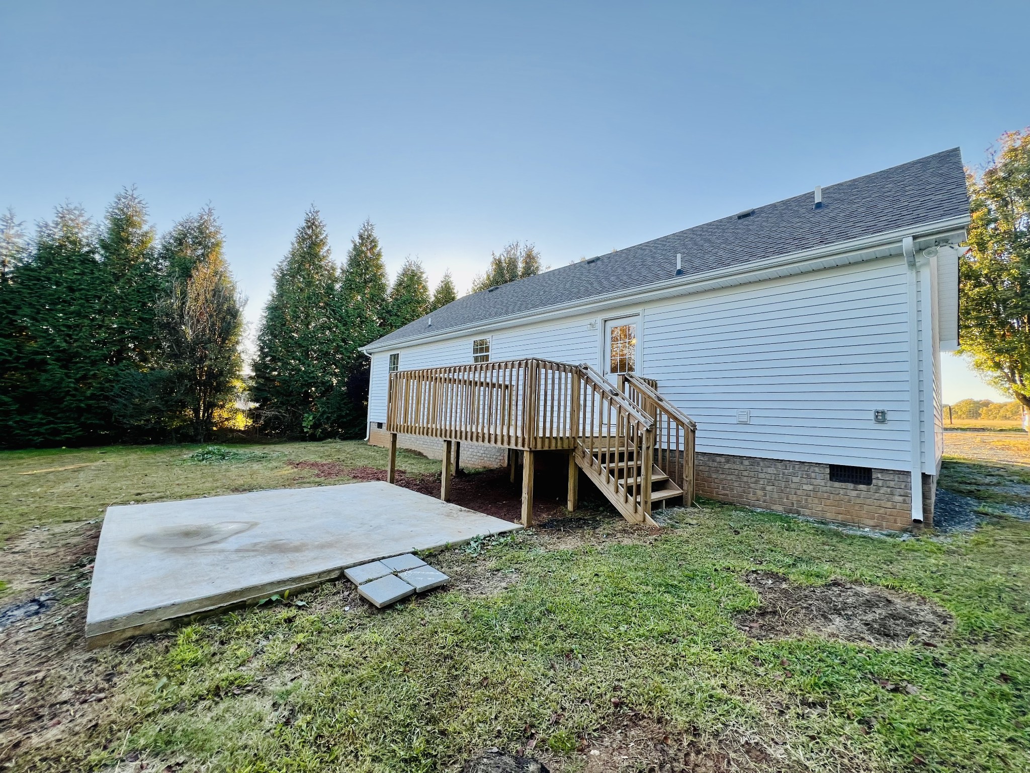 60 Myrick Road Flintville, TN 37335 - Photo 6 of 32 a view of a house with a yard