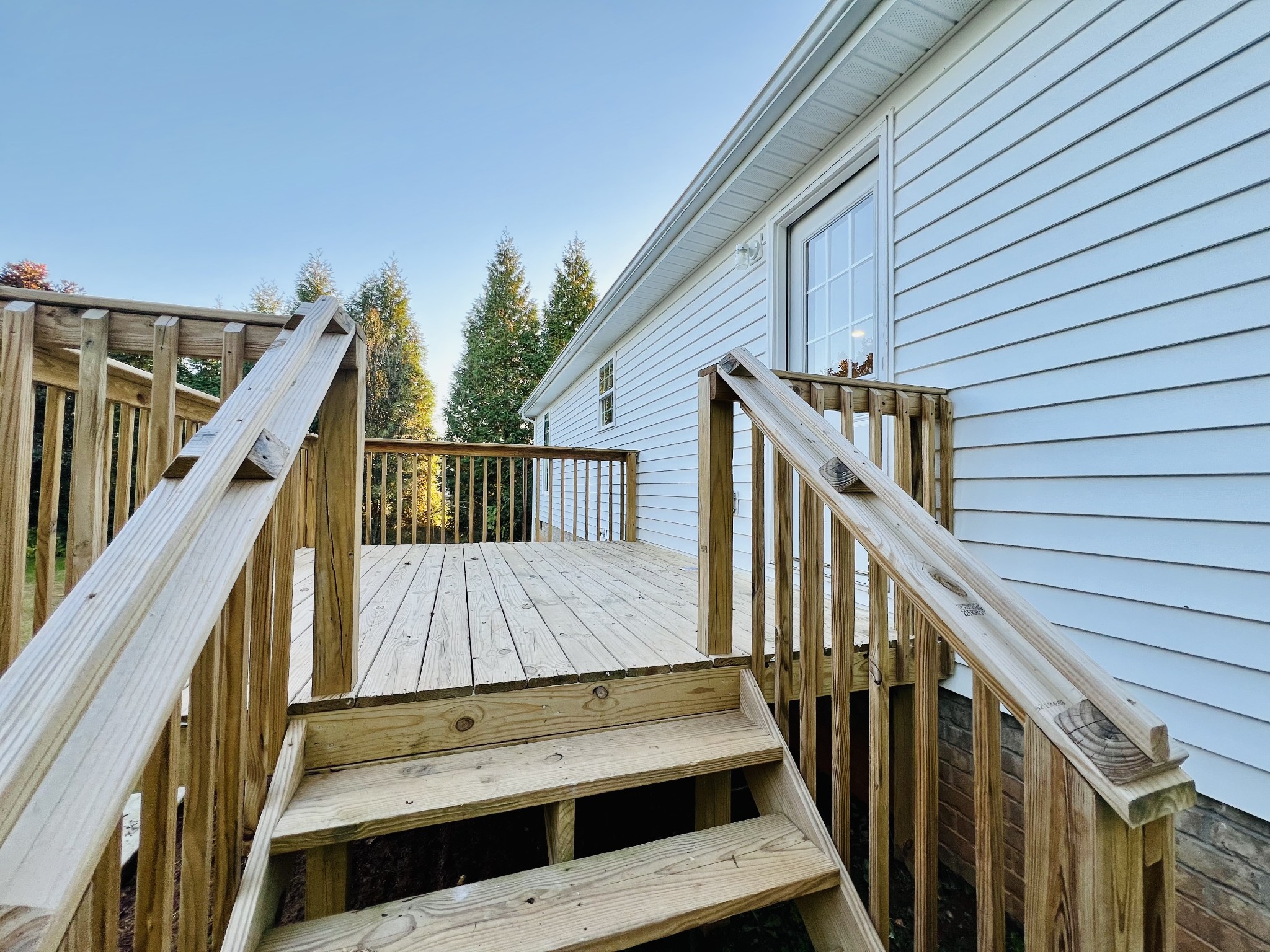 60 Myrick Road Flintville, TN 37335 - Photo 7 of 32 a view of deck with wooden floor and stairs