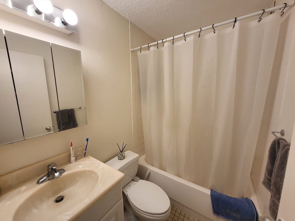44 Washington Street, Unit 709 Brookline, MA 02445 - Photo 6 of 22