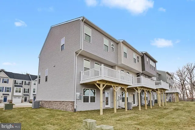 $2,800 | 6939 Braxton Springs Way, Spotsylvania, VA 22553