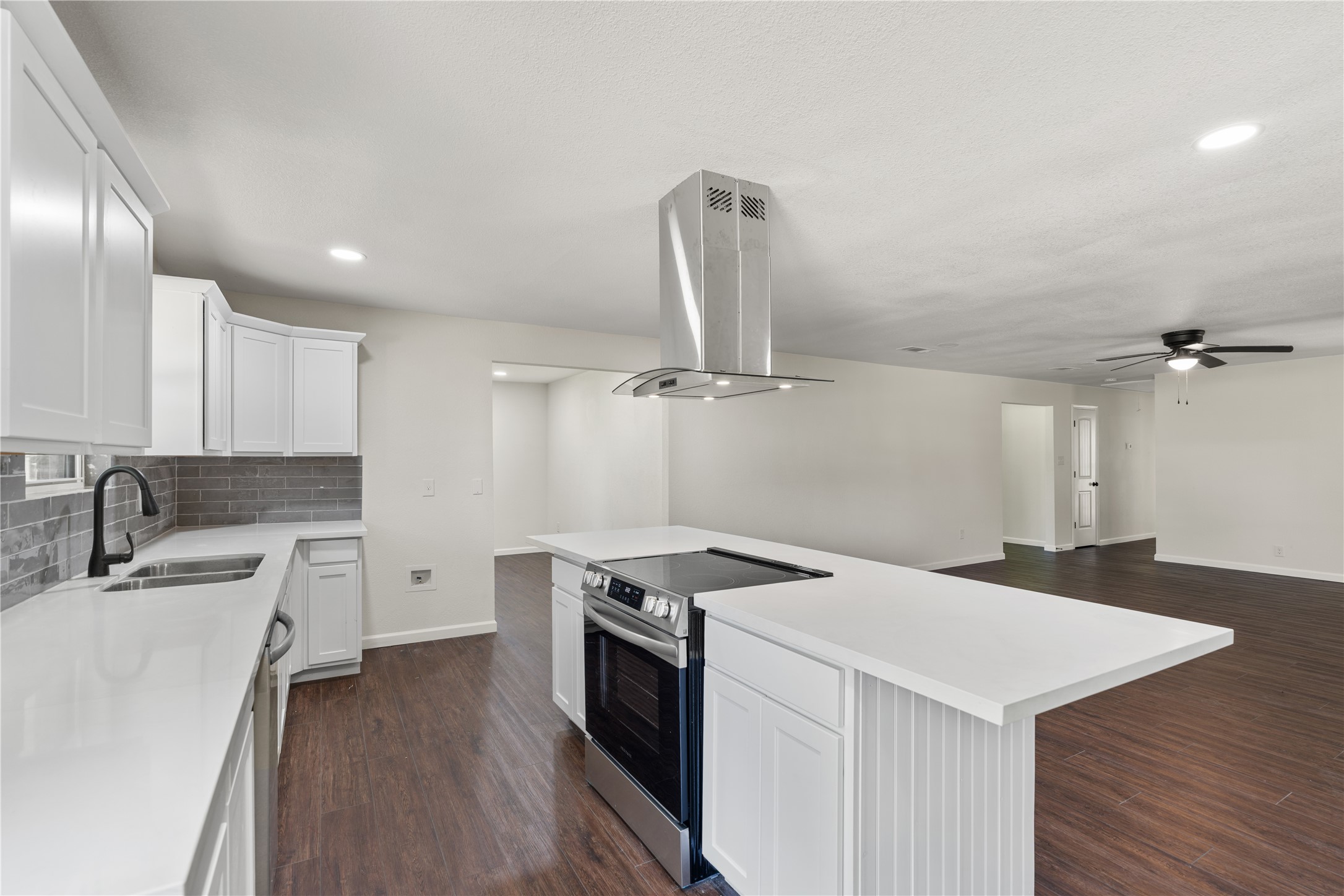 735 Laurelia Loop Corrigan, TX 75939 - Photo 11 of 44