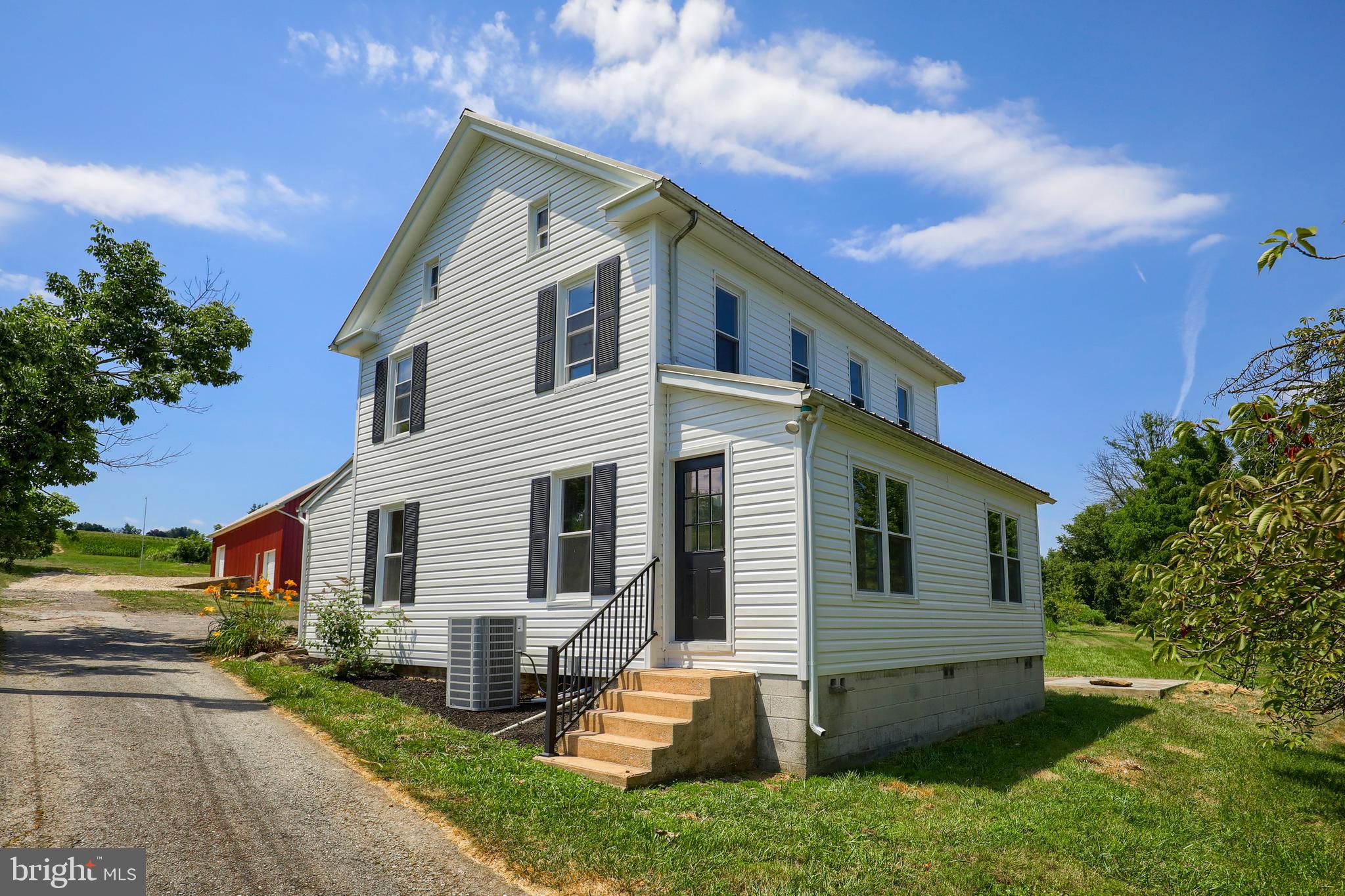 3002 East Prospect Road York, PA 17402 - Photo 4 of 54 Gallery Image 4