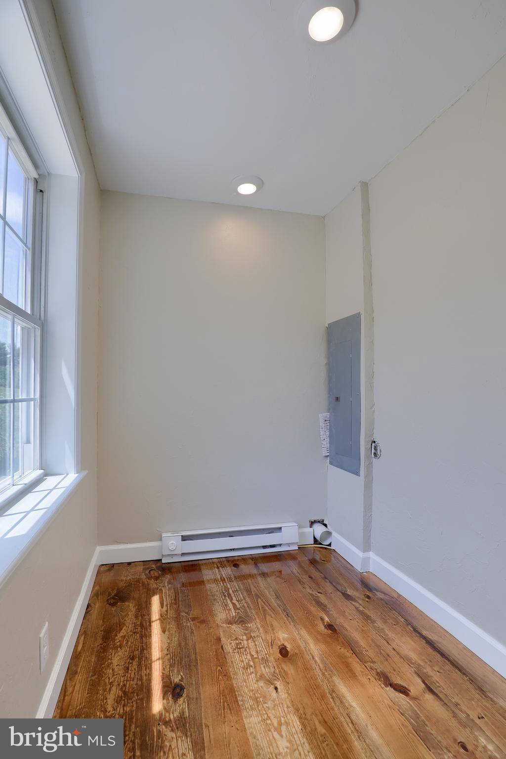 3002 East Prospect Road York, PA 17402 - Photo 8 of 54 Gallery Image 8