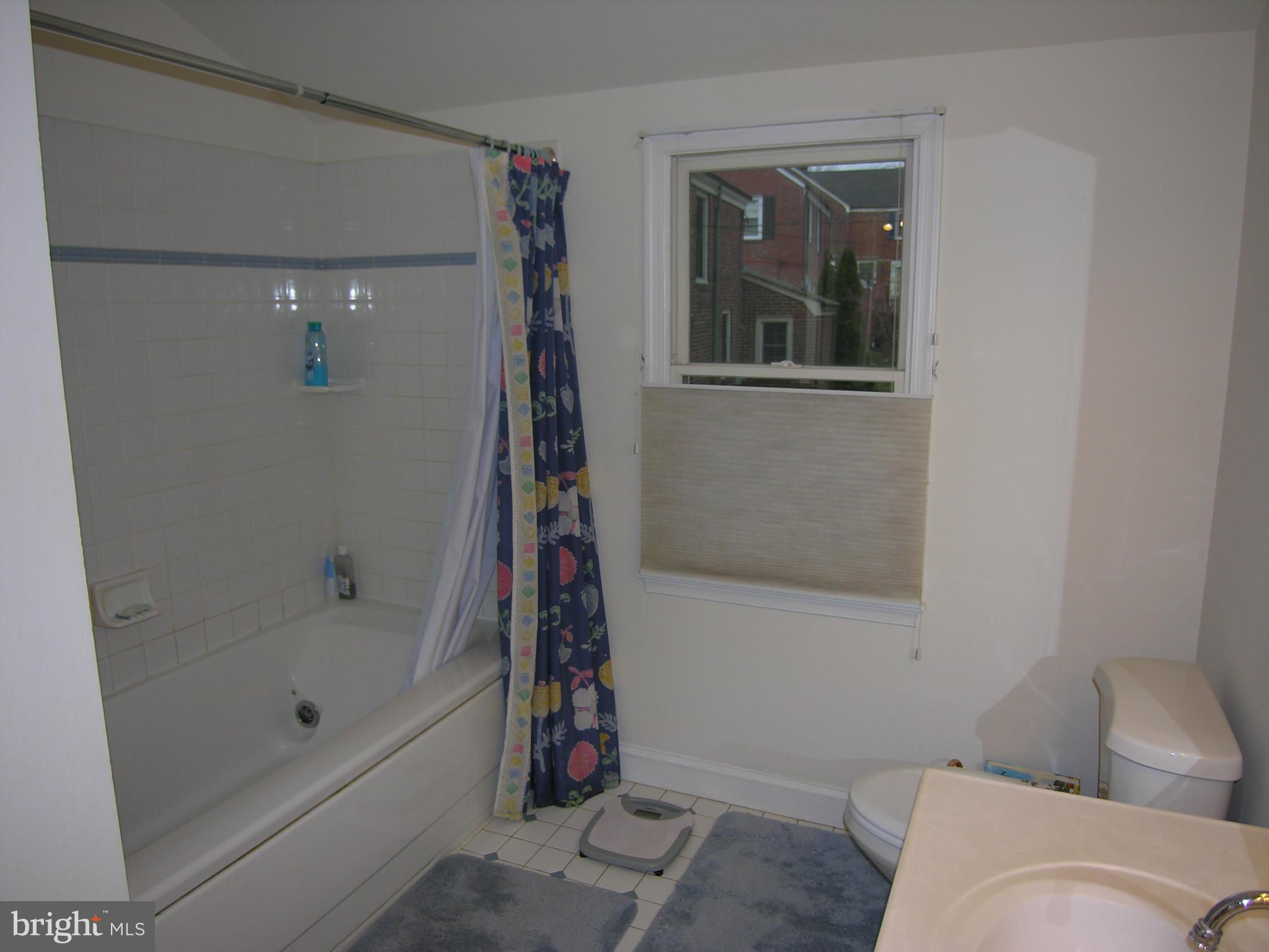 626 Wilton Road Baltimore, MD 21286 - Photo 18 of 28 Bath (Master)