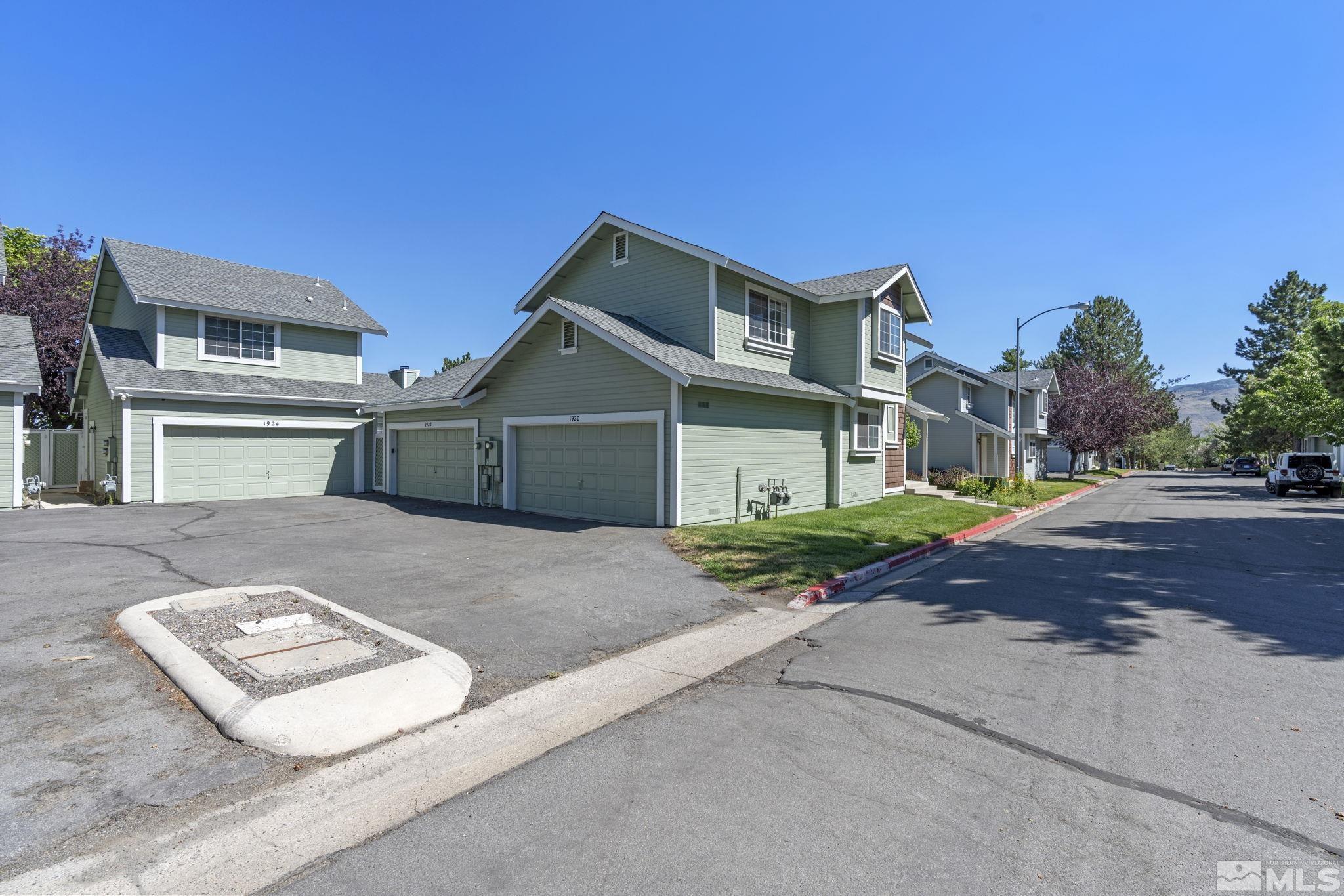 1920 East Minaret Circle Reno, NV 89523 - Photo 3 of 40 Photo 3