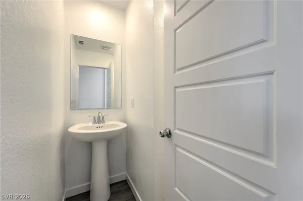 $2,100 | 776 Fallen Phoenix Street, Henderson, NV 89011