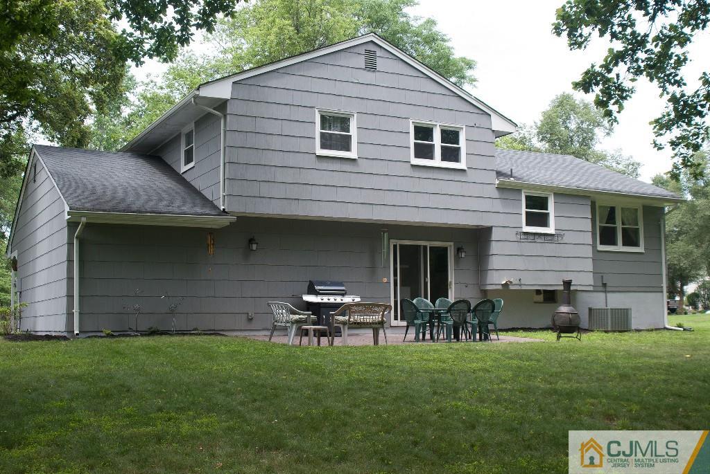 22 Mill Brook Road Piscataway, NJ 08854 - Photo 2 of 14 Gallery Image 2