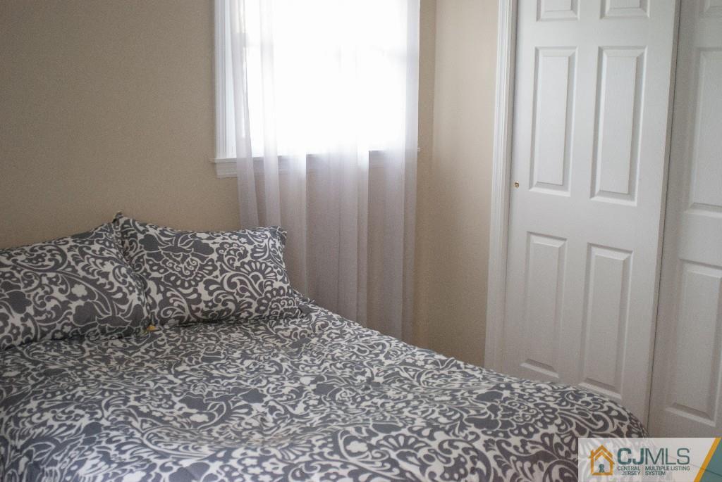 22 Mill Brook Road Piscataway, NJ 08854 - Photo 3 of 14 Gallery Image 3