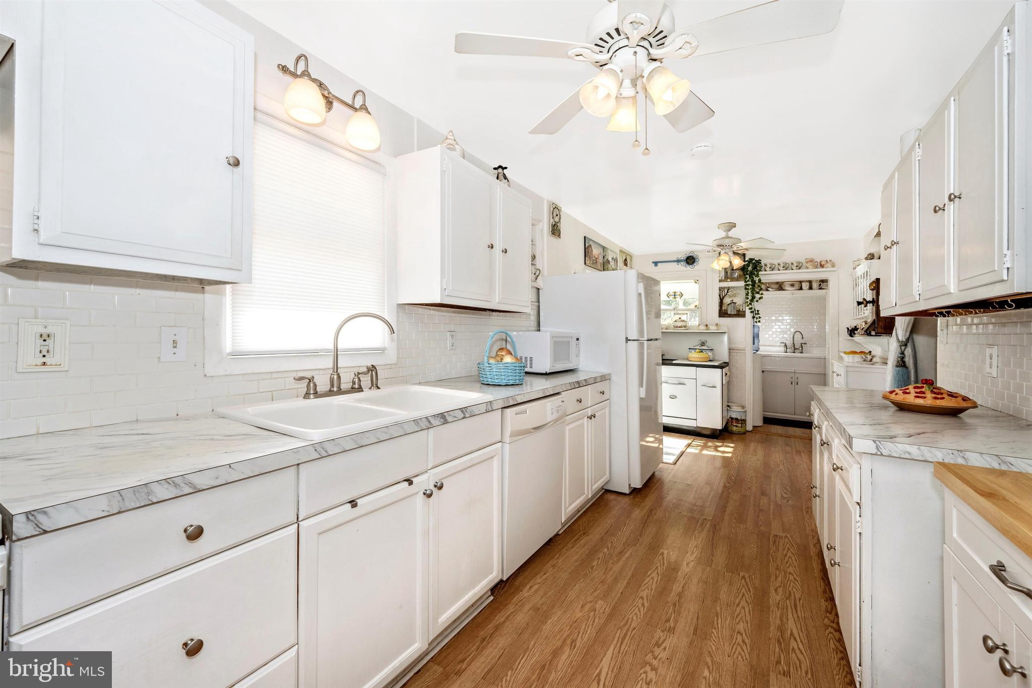 7814 Rocky Springs Road Frederick, MD 21702 - Photo 15 of 97 Kitchen