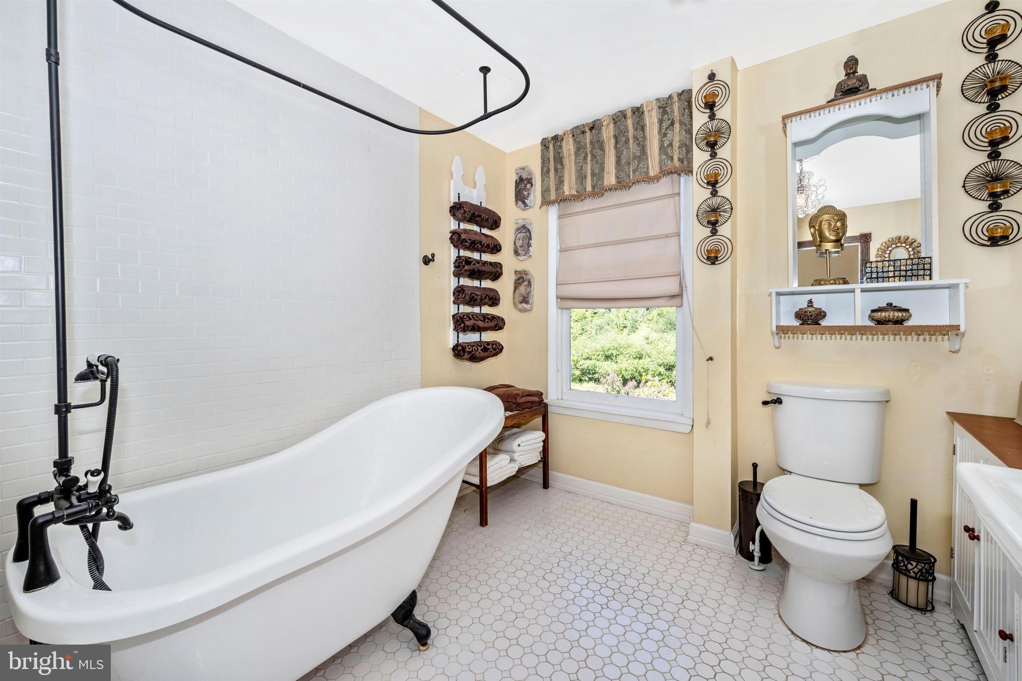 7814 Rocky Springs Road Frederick, MD 21702 - Photo 32 of 97 Hall Bath with claw foot tub!