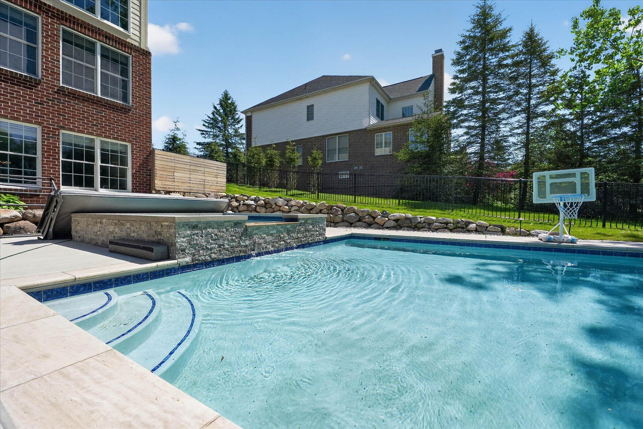 2931 Walnut Ridge Drive Ann Arbor, MI 48103 - Photo 67 of 102 078-2931-Walnut-Ridge-Dr-WindowStill-Pho