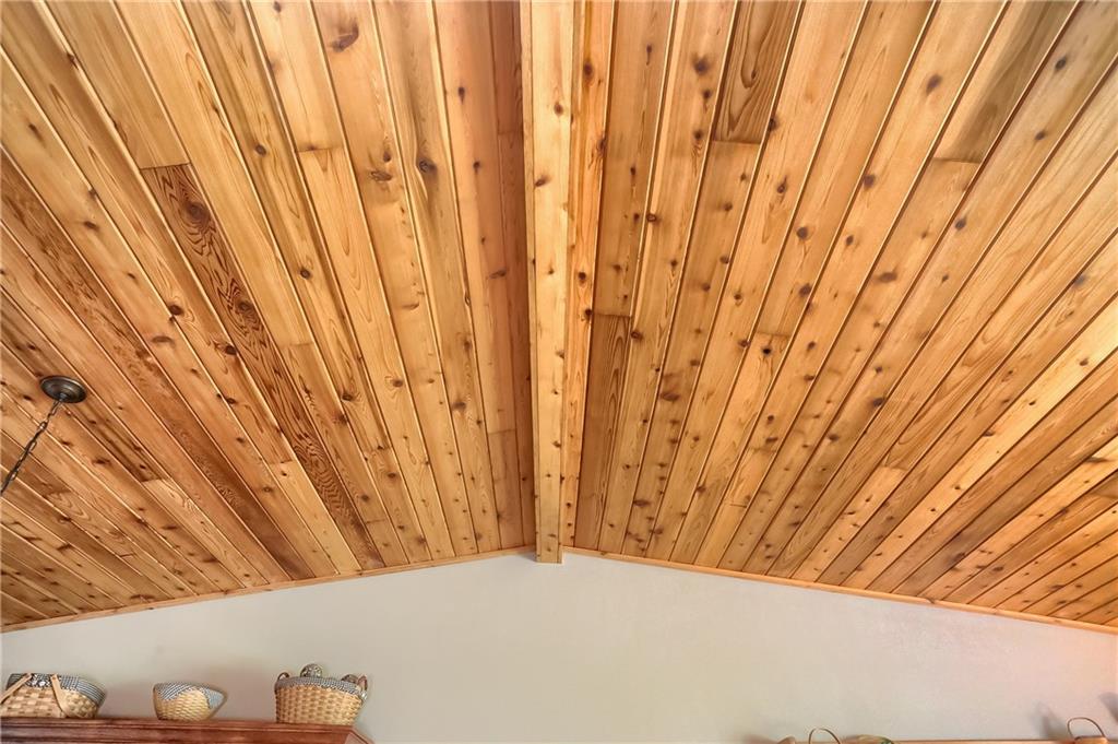 287 Holyoke Road Butler, PA 16001 - Photo 34 of 35 a view of wooden floor