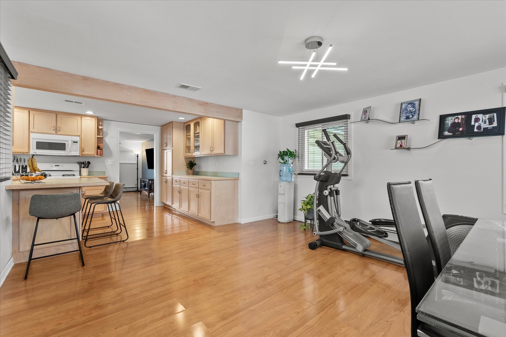 19924 Hillgate Road Mokena, IL 60448 - Photo 11 of 30 a view of a kitchen with refrigerator and workspace