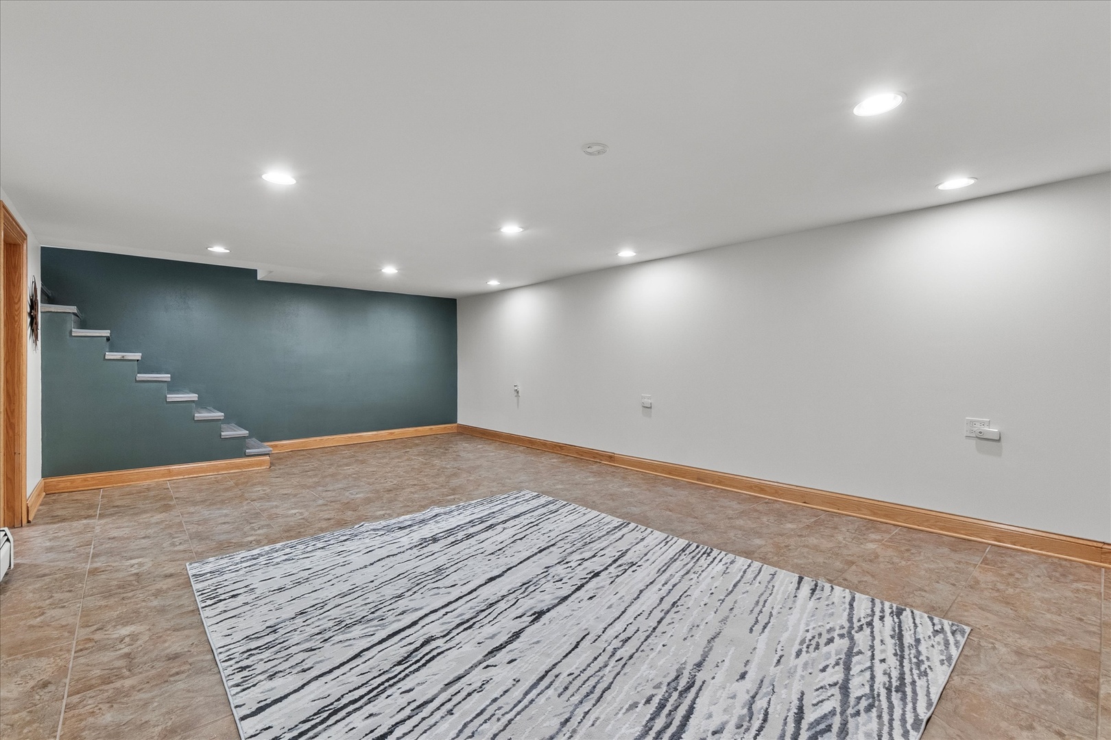 19924 Hillgate Road Mokena, IL 60448 - Photo 20 of 30 an empty room with wooden floor and windows