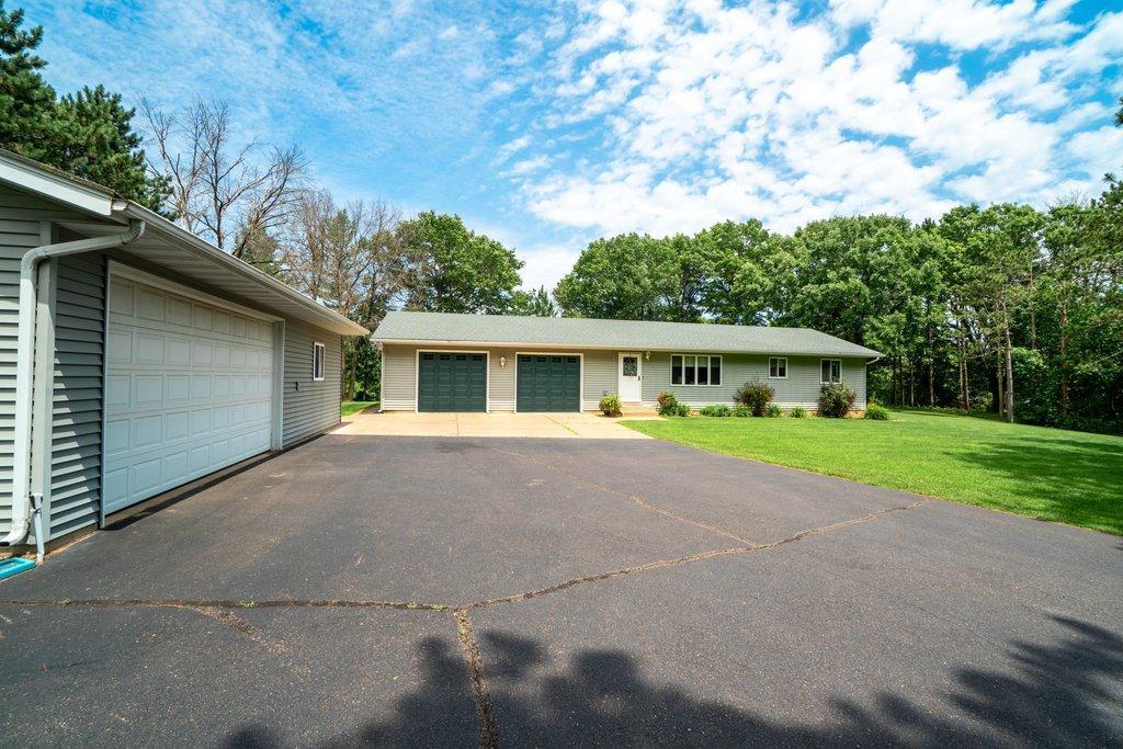 4437 Old Wells Road Eau Claire, WI 54703 - Photo 35 of 65