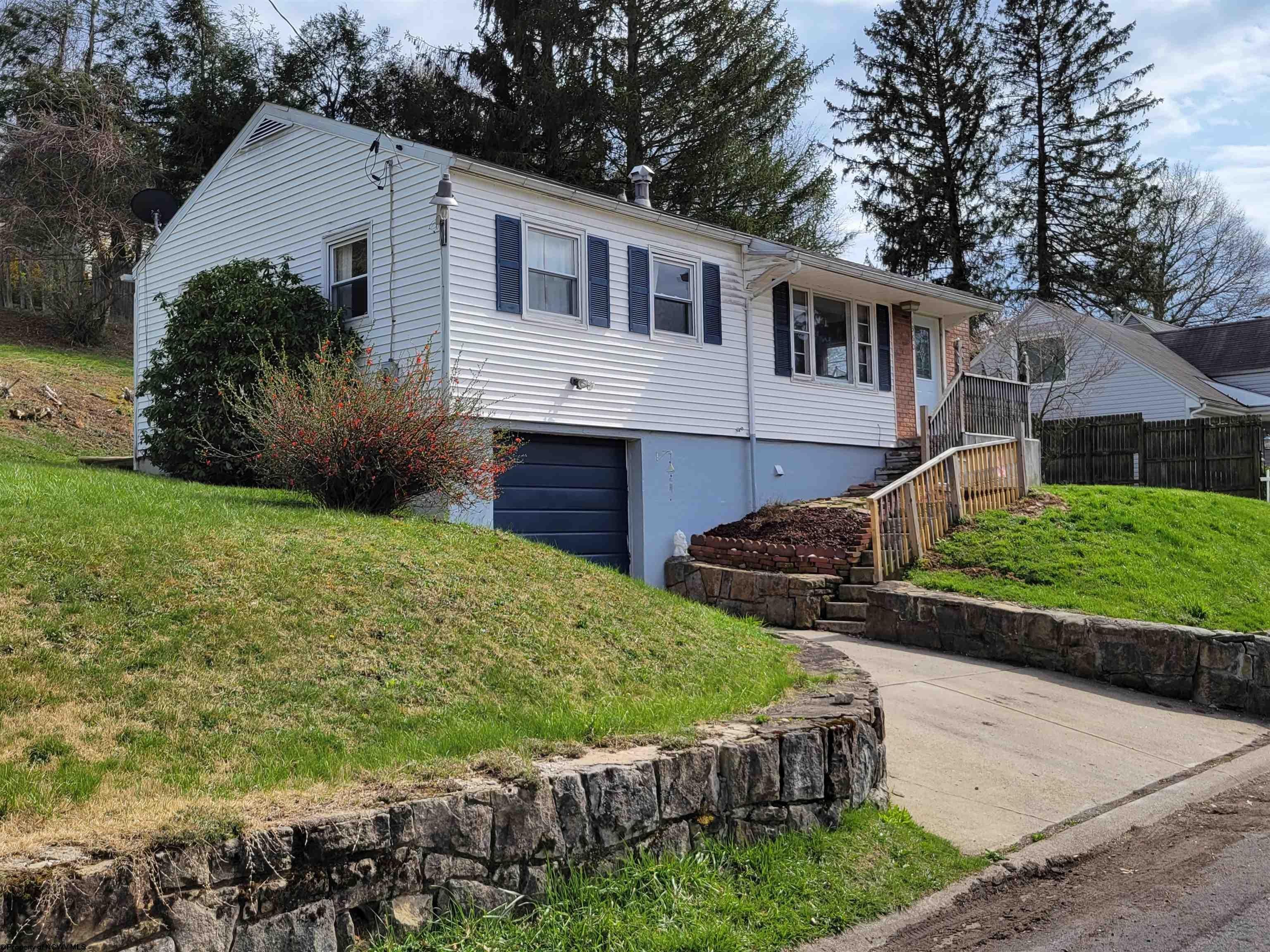 1360 Overhill Road Fairmont, WV 26554 - Photo 2 of 20 Gallery Image 2