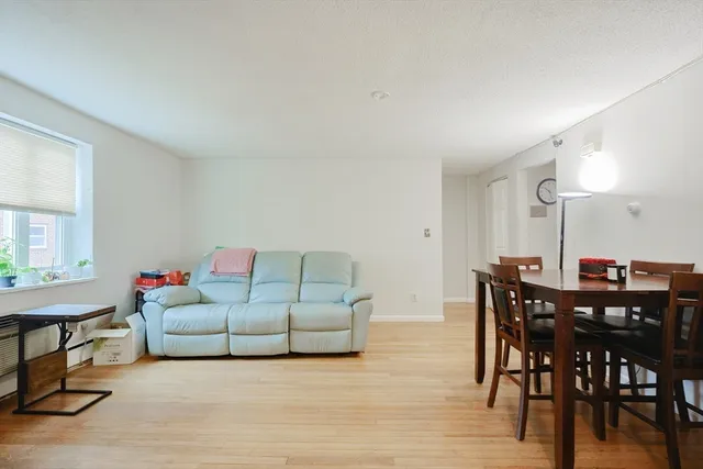 $1,950 | 49 Colborne Road, Unit 6, Boston, MA 02135