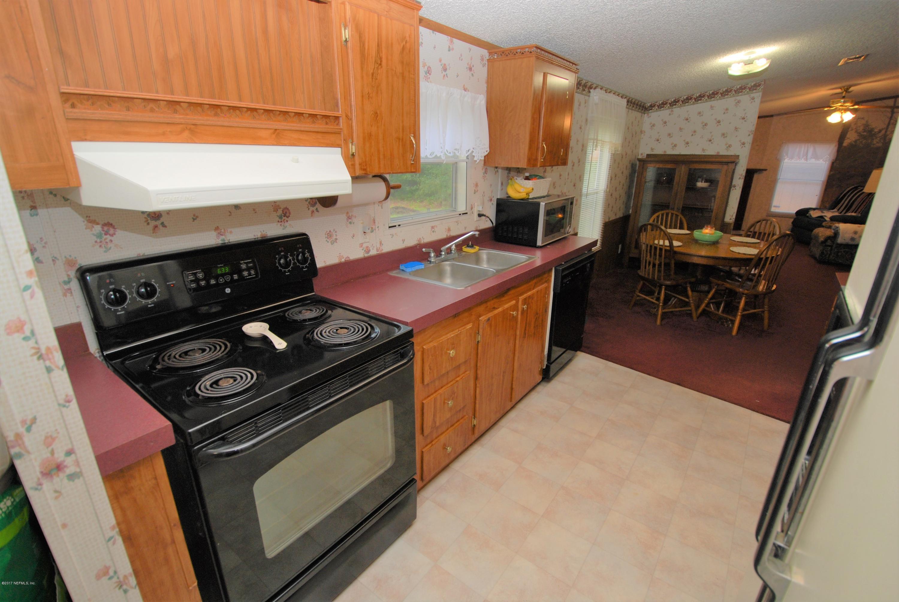 43051 Larsen Road Callahan, FL 32011 - Photo 12 of 32 Kitchen v 2