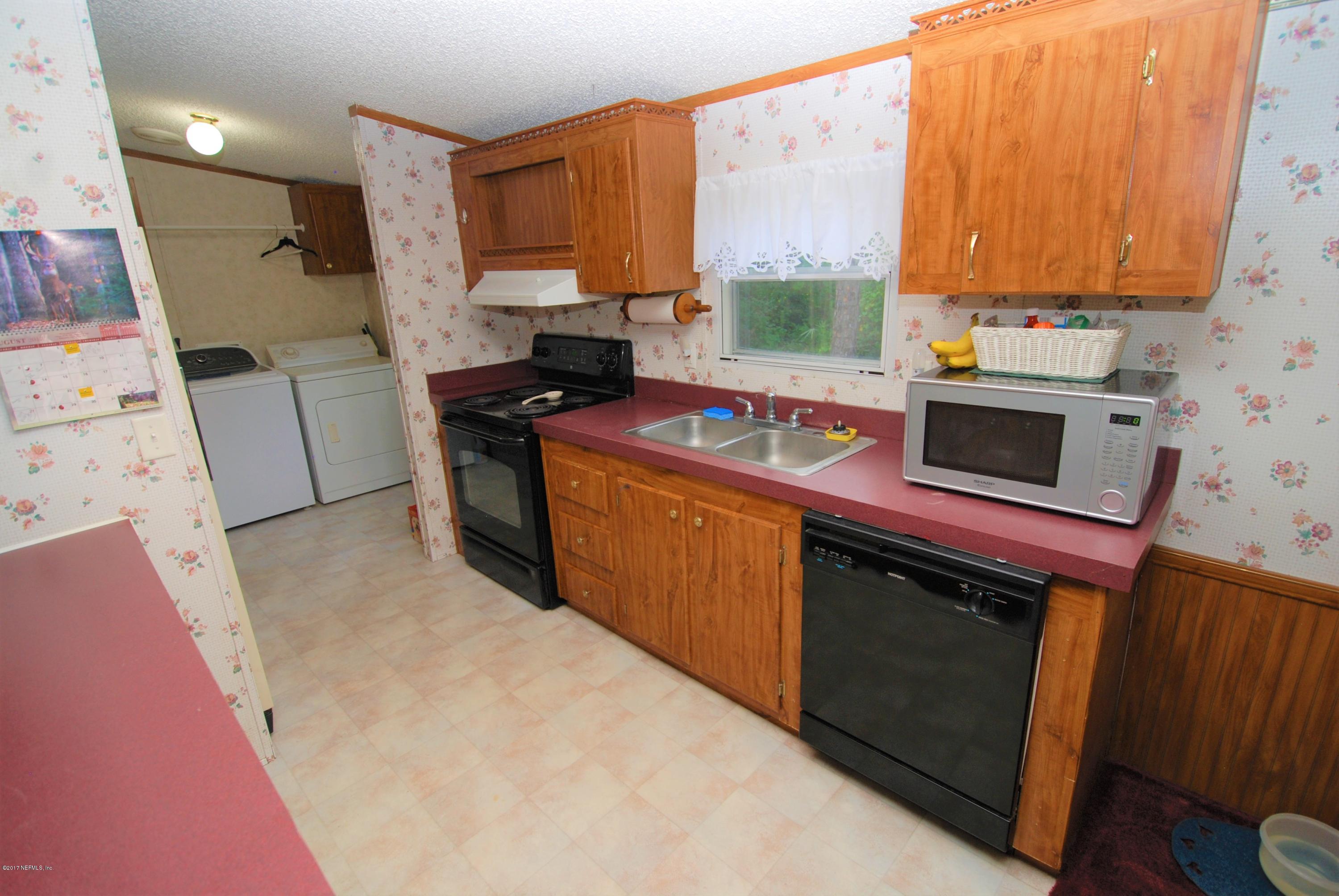 43051 Larsen Road Callahan, FL 32011 - Photo 13 of 32 Kitchen