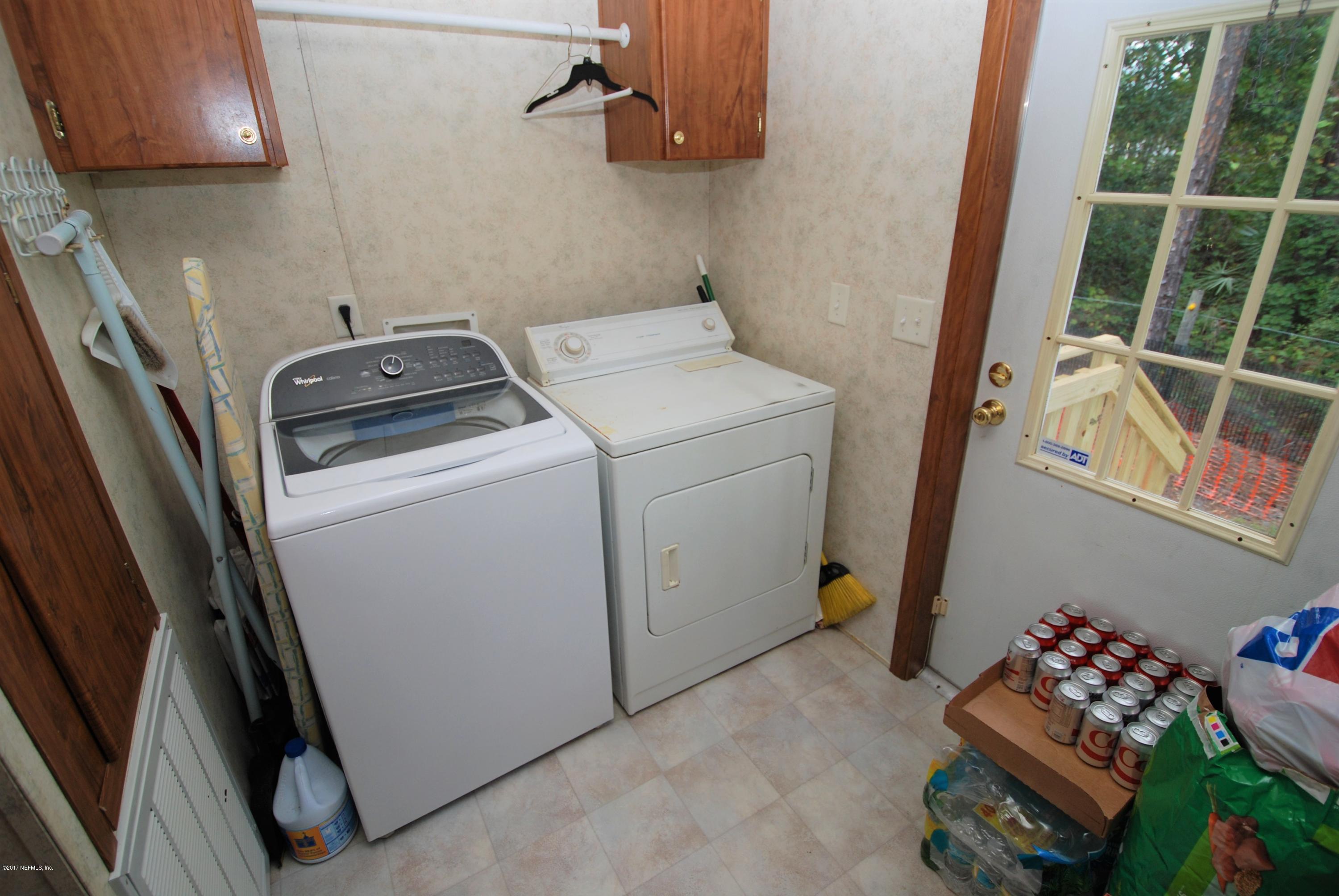 43051 Larsen Road Callahan, FL 32011 - Photo 27 of 32 Utility Room