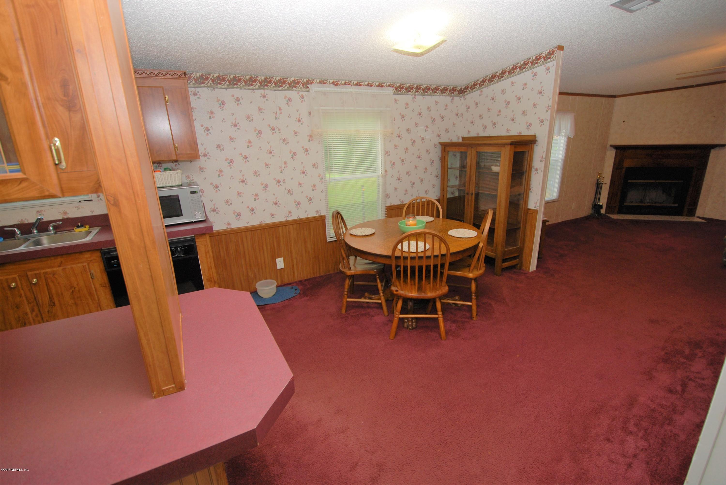 43051 Larsen Road Callahan, FL 32011 - Photo 6 of 32 Dining