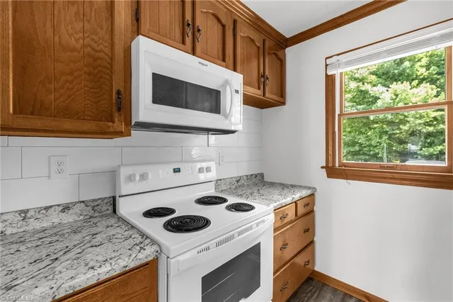 $1,350 | 612 Sunset Avenue, Unit 6, Asheboro, NC 27203