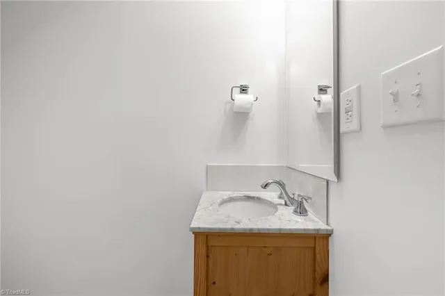 $1,350 | 612 Sunset Avenue, Unit 6, Asheboro, NC 27203